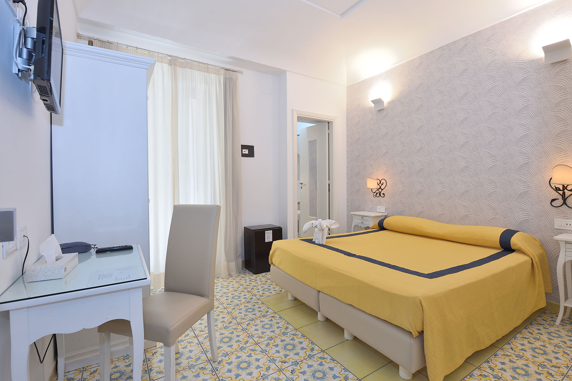 economy double room