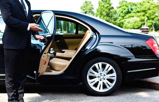 car rental with driver